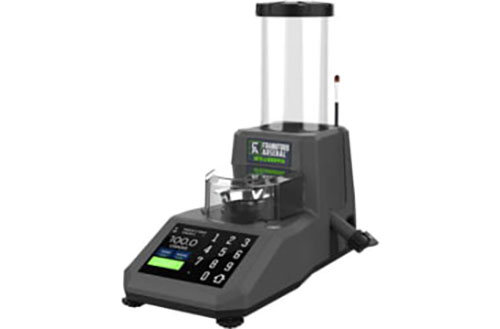 Ta kontroll over omlasting med Frankford Arsenal Intellidropper 2.0, en presis og pålitelig digital powder measure for rask og nøyaktig lading.
