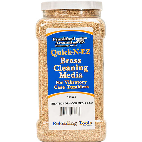 Frankford Arsenal Brass Cleaning Media er en effektiv blanding av behandlet corn cob som renser og polerer messing, og kommer i en gjenbrukbar plastbeholder.
