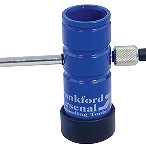 Frankford Arsenal® Powder Trickler gir presis dosering av pulver for nøyaktige ladninger, med beskyttelse mot støv og fuktighet, og passer til alle typer utstyr.