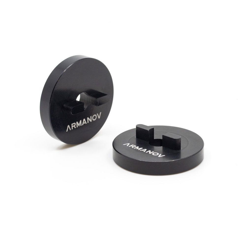 ARMANOV Drop-In Spacer for Dillon Case Feeder gir raskt 6,35 mm høydeøkning uten demontering, perfekt for lengre pistolpatroner og .300 AAC Blackout.