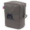 ULFHEDNAR Molle Pocket er en robust og romslig lomme laget av slitesterk cordura, med glidelås for enkel tilgang og Molle-system for enkel transport.