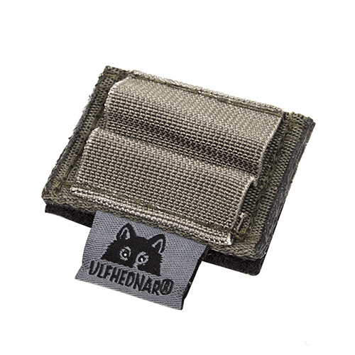 Med ULFHEDNAR Extra Bullet Holders med Velcro får du rask tilgang til 2 ekstra patroner, enkelt festet med medfølgende velcro-striper.