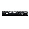 BLK LBL Bipod gir overlegen stabilitet og presisjon med sitt innovative barrel-through design, foldbare ben og lettvekts konstruksjon, perfekt for Ruger Precision Rifles.