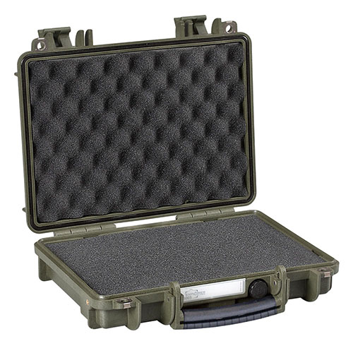 Explorer Cases 3005 G gir optimal beskyttelse med vanntett design, låsemekanismer, og tilpassbare innsatser for sikker transport av våpen.