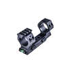 SCHMEISSER USM-SCOPE MOUNT 34MM gir deg en justerbar og pålitelig Picatinny festemontasje med innebygd boblevater og mulighet for 20 MOA tilt for langdistanse.