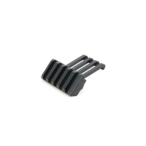 Offset Attachment 30 Degree gir en presis siktlinje, er laget av lett aluminiumslegering, passer på 20mm Picatinny eller Weaver rails og har rask festedesign.