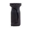 Breacher Vertical Grip Picatinny har et ergonomisk design for bedre presisjon, gummiert overflate for godt grep, og vanntett rom for essensielle verktøy.