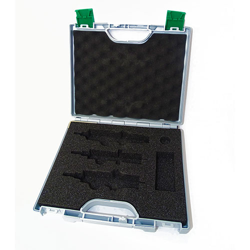 TRIEBEL Premium Case er ideell for oppbevaring av Triebel 7/8" reloading dies og tilbehør, og sikrer trygghet og orden for ditt utstyr.
