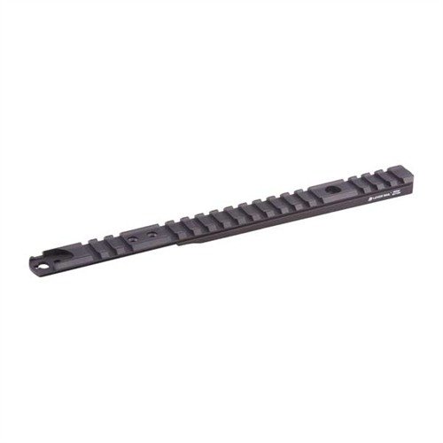 Få fleksible monteringsmuligheter for din Marlin rifle med denne lette aluminiums railen, som aksepterer Picatinny og Weaver-ringer.