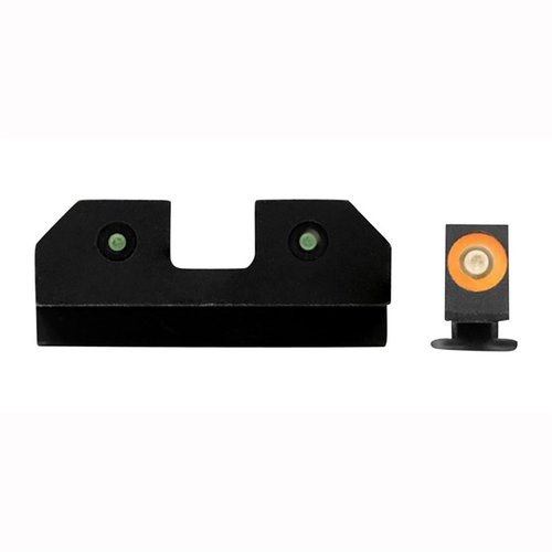 R3D Night Sights for Glock® tilbyr en lysende 3-dot tritium sikte med høy kontrast for rask og presis skyting i både dagslys og svakt lys.
