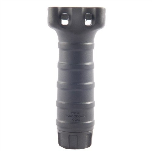 TANGODOWNs PICATINNY STANDARD VERTICAL GRIP gir solid feste til Mil-Std 1913 rails, reduserer håndtretthet og har vanntett oppbevaring for reservedeler.