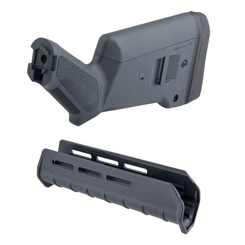 MOSSBERG 500 SGA-butstock og M-LOK forend gir tilpasning og lettvekt, ideell for 500/590/590A1 hagler med 7-5/8" action tube.