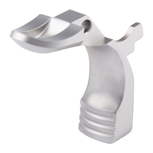 Ed Brown Machined Memory Groove Beavertail grip safety gir en presis passform og bedre kontroll med tre spor for optimal håndposisjon og stabilitet.