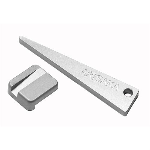 Arisaka Optic Leveler er et rimelig og brukervennlig verktøy for å nivåere kikkertsikter, perfekt for Picatinny rail og en-piece mounts.