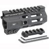 Midwest Industries Combat M-LOK Rail Handguard er laget av aluminium, har 7 M-LOK festepunkter og en kontinuerlig Picatinny-skinne for enkel tilpasning.