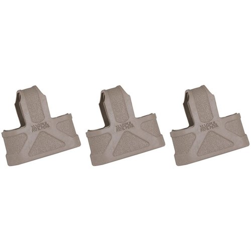 AR-15 ORIGINAL MAGPUL 5.56 gir rask og sikker magasinbytte med et ergonomisk grep, selv under våte forhold. Pakke med 3, passer til 20- og 30-runders magasiner.