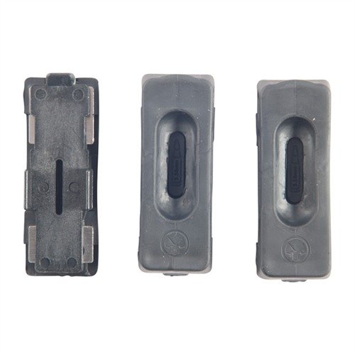 L-Plate gir AR-15 magasiner en beskyttende gummipute som demper støt ved fall, og gir et sikkert grep for rask uttak fra mag pouches. Selges i 3-pak.