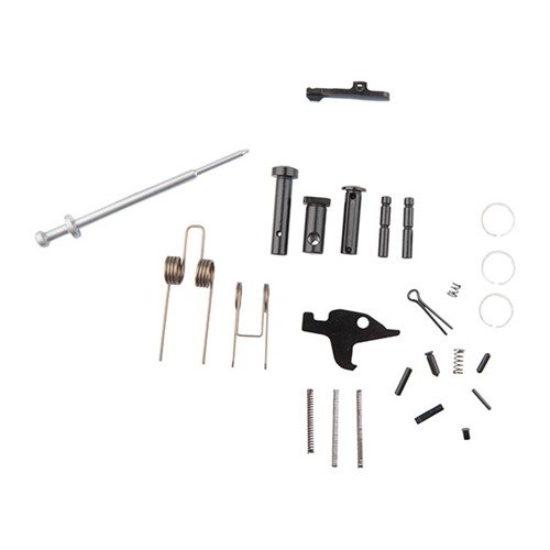 CMMG AR-15 Survival Kit inneholder essensielle deler for reparasjoner, perfekt for å ha i skytetasken eller med utstyret ditt.