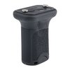 KEYMOD BCMGUNFIGHTER SHORT VERTICAL GRIP tilbyr verktøyløs montering, lavprofildesign for økt mobilitet, og aggressiv tekstur for bedre kontroll under skyting.