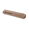 Magpul MOE M-LOK håndbeskyttere for AR-15/M16 gir lettvekts holdbarhet med M-LOK spor for tilbehør som lysfester, slynge og forgrep.
