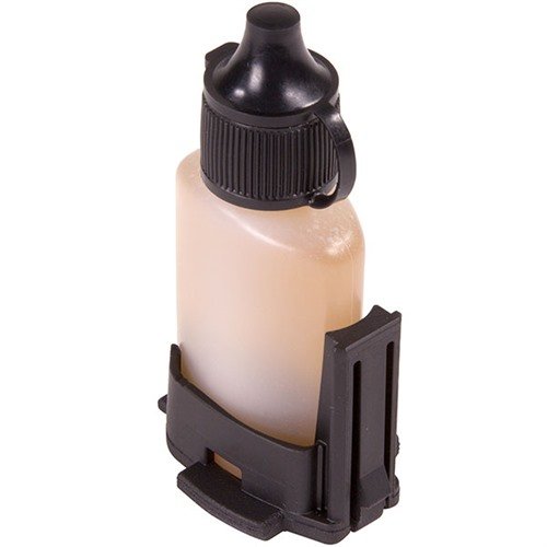 Magpul MIAD/MOE Lube Bottle Core er en intern grep kjerne som rommer en ½ oz. gjenbrukbar smøreflaske, designet for flere grip-modeller.