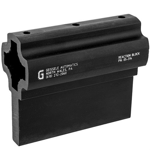 Geissele Reaction Block gir en stabil plattform for montering av lower receivers, og gjør installasjon av bufferretainer-mutteren rask og enkel.