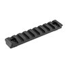 Midwest Industries M-LOK Picatinny rail i 9 spor er laget av 6061 aluminium, hard anodisert, og inkluderer alt nødvendig monteringsutstyr.