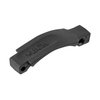 BCM GUNFIGHTER Trigger Guard er laget av slagfast polymer med ergonomisk form uten skarpe kanter, noe som gir økt komfort for skytteren. Kompatibel med "duck-billed" grep.