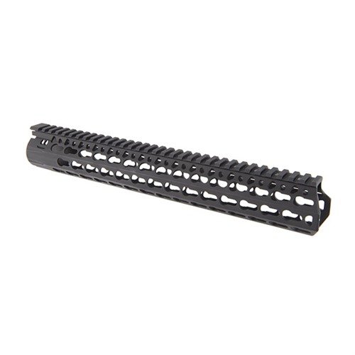 BCM KMR Alpha håndguard gir bedre presisjon med sin frie montering, lettvekts aluminiumsdesign og mange KeyMod™ spor for tilbehør.