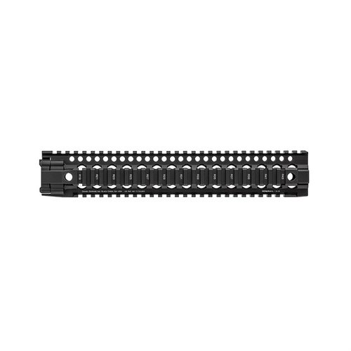DDM4 Rail gir bedre kontroll med ergonomisk design, integrerte sling swivel fester og kontinuerlig picatinny rail for sikte og tilbehør. Lett og robust konstruksjon.