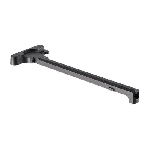 CMMG AR-15 Charging Handle Assembly er laget av smidd 7075 T6 aluminium og kommer med latch installert for pålitelig ytelse og holdbarhet.