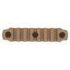 KEYMOD Picatinny railseksjoner i Flat Dark Earth er laget av lett, slagfast polymer med rustfritt stål festemateriell, tilgjengelig i 3 lengder og passer alle KeyMod flater.