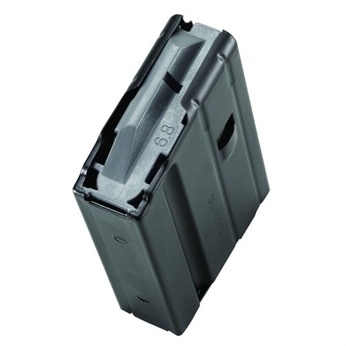 C-PRODUCTS AR-15 10RD 6.8 SPC MAGAZINE er laget av slitesterk rustfritt stål, med polymer anti-tilt follower og høy-kvalitets fjærer for pålitelig mating.
