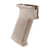 MOE SL AK Grip gir en forbedret, mer vertikal grep vinkel for AK47/74, med aggressiv TSP tekstur for bedre kontroll og et slankere design for optimal ergonomi.