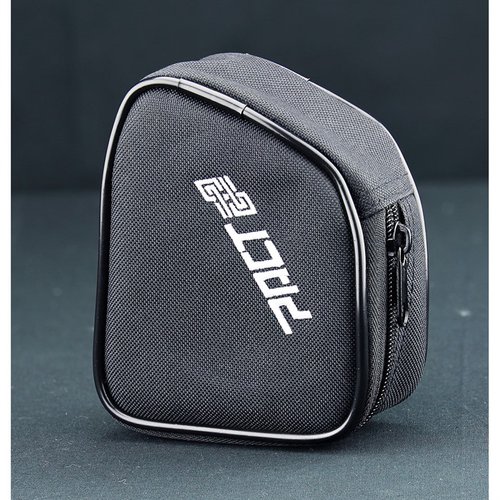 PACT Carrying Case beskytter din Club Shot Timer II eller III mot skader, har nylonkonstruksjon og enkel glidelås for rask tilgang.