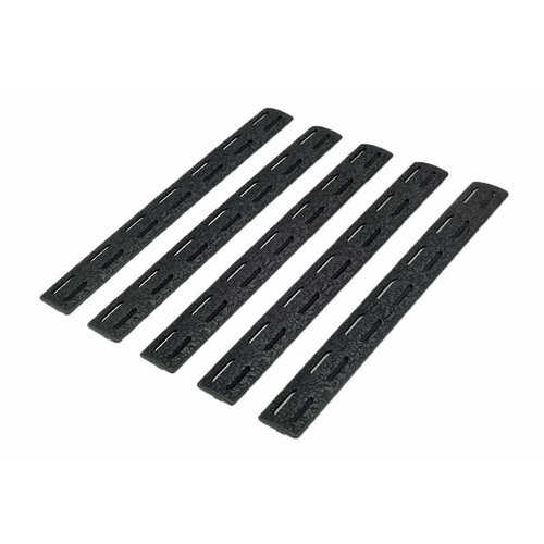 BCM M-LOK® Rail Panel Kit gir et sikkert grep og beskytter hendene mot skarpe kanter. Lettvekts, tilpassbar lengde og ventilert for bedre varmeavledning.