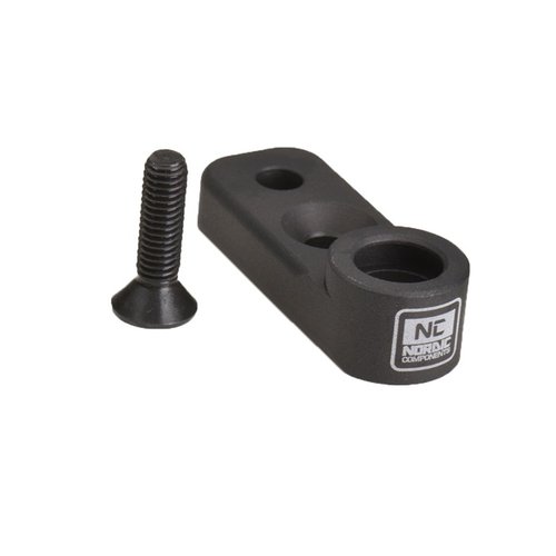 SHOTGUN QD MOUNT fra NORDIC COMPONENTS gir enkel montering av QD sling swivel direkte på shotgun barrel clamp uten taktisk rail, kompatibel med alle Nordic clamps.