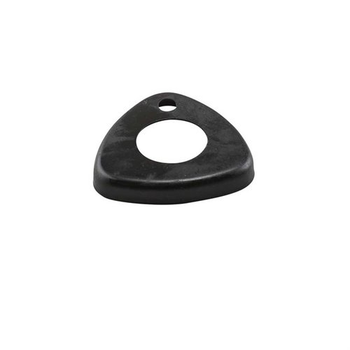 Luth-AR Triangular Handguard Cap er en fabrikkoriginal erstatning som passer til standard AR-15 rifler, med presise mål for optimal passform.