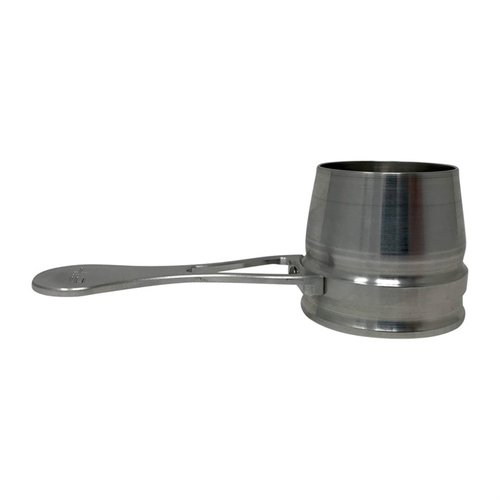AREA 419 Billet Powder Cup er laget av 6061 billet aluminium, veier over 700 grains og holder mer enn 750 grains med pulver for en trygg og sikker omforming.