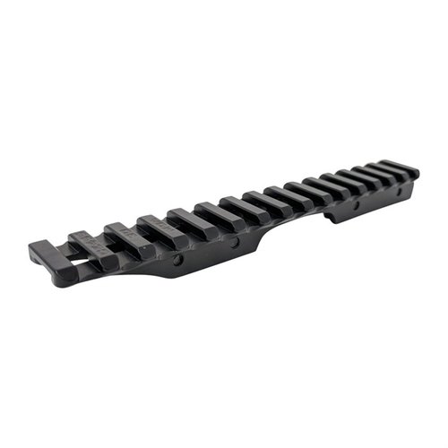 Area 419 CZ 455 Picatinny Scope Rail eliminerer skifting av kikkertsikte, har en robust design i 7075 aluminium og innebygd bubble level for presisjon.