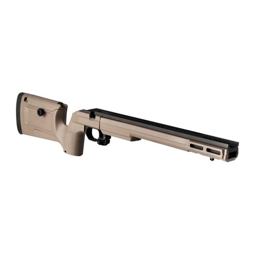 HOWA 1500 Bravo Chassis gir styrke og tilpasning med justerbar kinnhøyde, M-LOK kompatibilitet og lettvektsdesign i svart eller flat mørk jord.