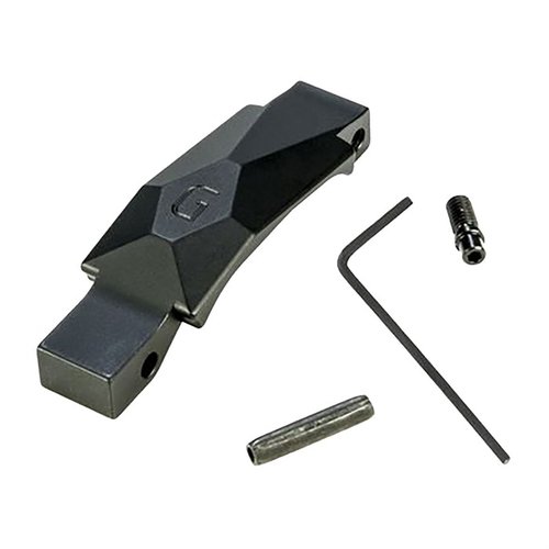 Geissele Ultra Precision Trigger Guard for AR-15 er laget av 7075-T6 aluminium, med 5-Axis maskinering for en perfekt passform og et stilrent utseende.