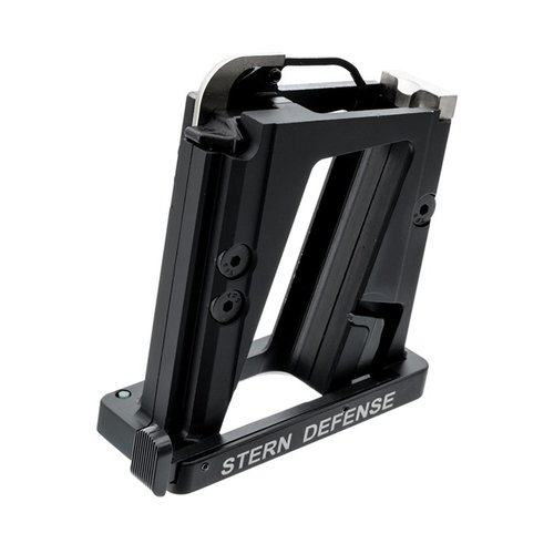 Med Stern Defense AR-15 9mm Conversion Adapter kan du enkelt bruke populære pistolmagasiner, og installasjonen tar bare sekunder. Lett og ergonomisk design.