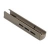 Hunter X-22 Takedown Forend gir enkel bytte av løp, har justerbar barrel-tensioning shim, M-LOK® festepunkter og er laget av forsterket polymer for holdbarhet.