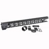 Midwest Industries Combat M-LOK Rail Handguard for AR-15 gir en helt fri flytende design, 7 M-LOK festepunkter og en kontinuerlig Picatinny-skinne for tilpasning.
