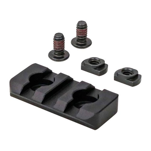 BT73 M-LOK® Rail passer til alle M-LOK kompatible håndtak, har 3 spor for 1913 Picatinny festing, laget av 6061-T6 aluminium og tilgjengelig i svart.