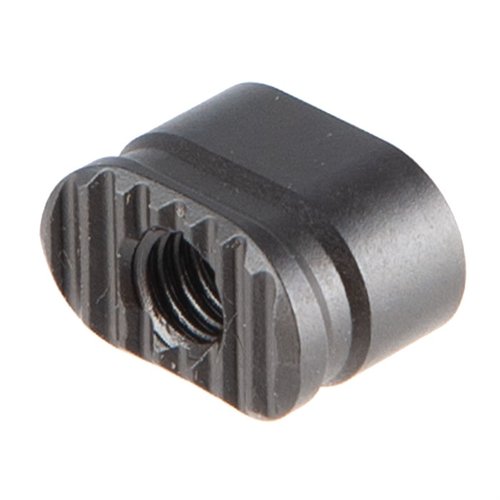 AR-15 Enhanced Magazine Release Button har en buet, serrat overflate for bedre grep, minimal protrusjon og er laget av slitesterk 4140 stål, QPQ belagt.