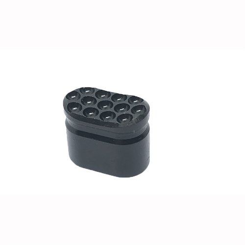 AR .308 Enhanced Magazine Release tilbyr en buet knapp med kontinuerlige serrasjoner for bedre grep, enkel betjening og passer perfekt til 7.62mm ARs.