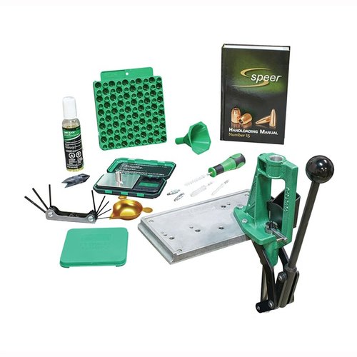 PARTNER RELOADING KIT 2 fra RCBS er perfekt for nybegynnere innen håndlading, med alt nødvendig utstyr som presse, digital vekt, og tilbehør.
