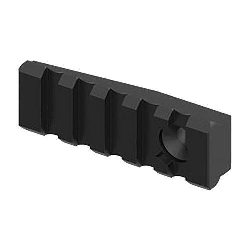 M-BRACE Picatinny Accessory Rail er ekstremt sterk og lett, laget av 7075 aluminium, anodisert for korrosjonsmotstand og har en matt svart finish.